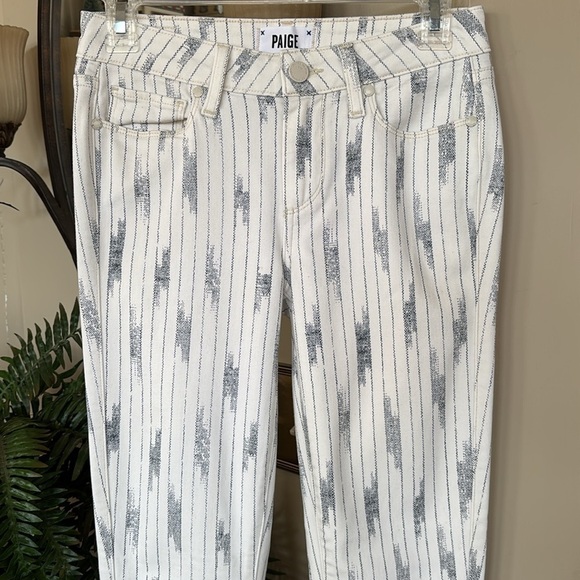 NWOT Paige White Nori Pinstripe Verdugo Ankle Stretch TRANSCEND Skinny Jeans - Picture 6 of 16